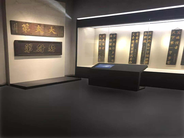 pvc運(yùn)動(dòng)地板